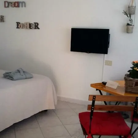 Apartment Dimora Campi Elisi *